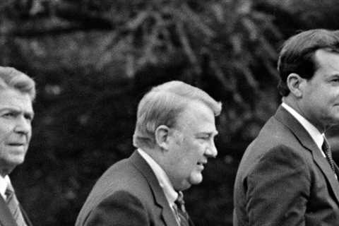 What 1982 Tells Us About 2022