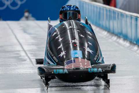 Kaillie Humphries wins gold in the U.S.'s new monobob event; Elana Meyers-Taylor wins silver.