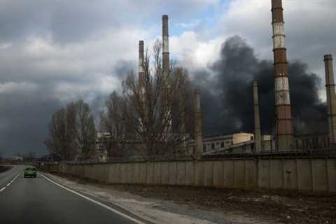 Russia's moves in Ukraine shake energy companies and prices
