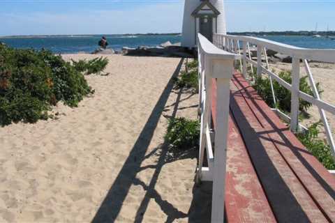 Romance and Charm: Nantucket Getaway For Couples