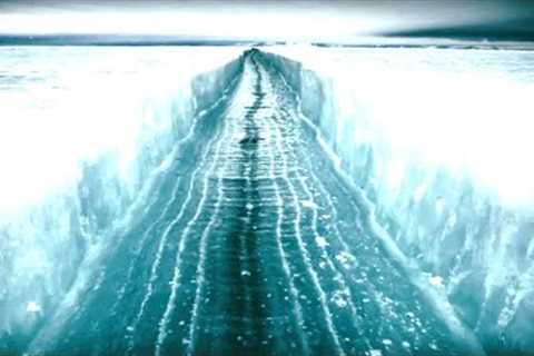 A Team Of Scientists Have Just Announced The Moon Has Shifted &amp; The Arctic Is Now Opening Up