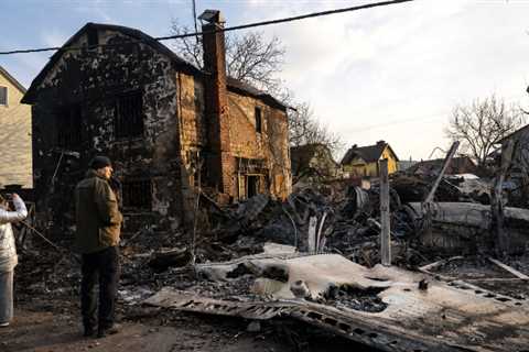 After an aggressive start, Russia's assault on Ukraine slows down