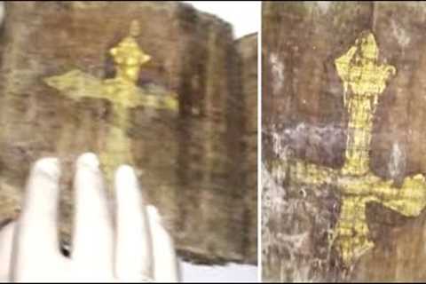 Scientists Just Announced This Lost Bible Has Revealed The Truth About Jesus &amp; His Bloodline