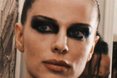 Julia Fox will Come to You