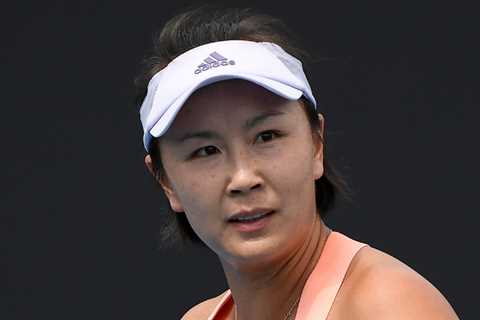 Peng Shuai (the Chinese tennis player) meets I.O.C.