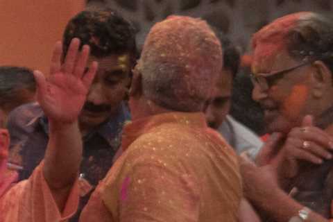 India Election Victory Expands a Hindu Monk’s National Profile