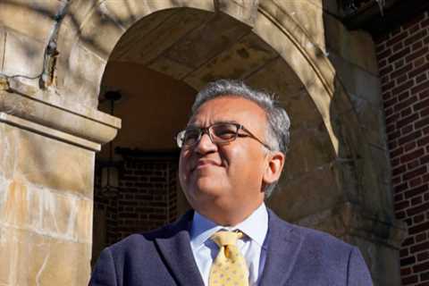 Jeff Zients to Resign as Biden's Covid Chief and Be Replaced By Ashish Jha