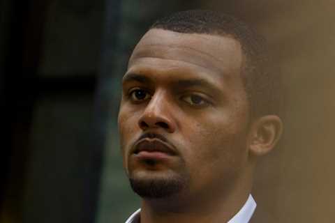Deshaun Watson agrees to trade to the Cleveland Browns