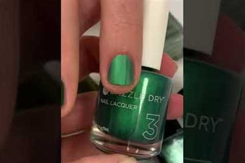 Our favourite GREEN nail polishes. Matte version. ? #shorts