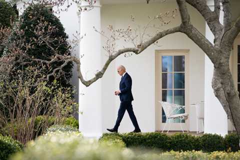 Biden Travels to Europe to Support Russian Sanctions, and Keep Unity with Allies