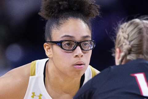 Olivia Miles is a Freshman and she's ripping apart defenses. What Can She Do?