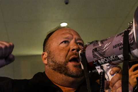 Sandy Hook Suit: Judge Alex Jones tells Alex Jones to Testify or Pay up