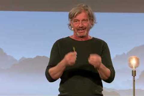 Der Tisch als Lebenszentrum | Stefan Knopp | TEDxSalzburg