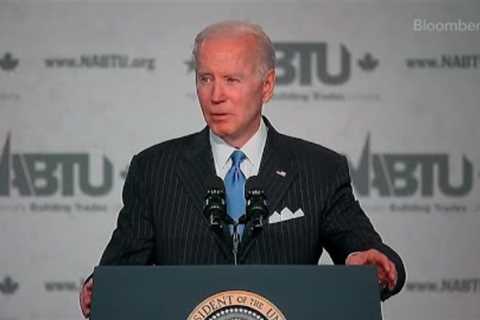 Biden takes a shot at Amazon after New York Union Vote