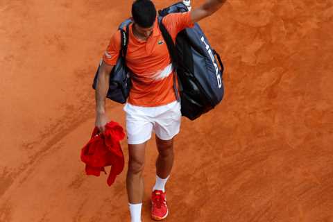 Novak Djokovic returns to Clay, but plays little like himself