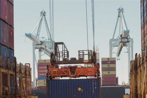 White House says Supply Chain Problems Will Outlast Pandemic