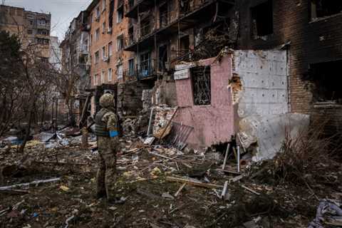 Director Airs Concern that Putin might Turn to Nuclear Weapons