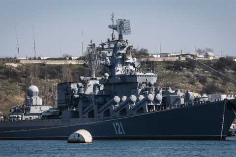 Officials from the United States say that a prized Russian ship was hit by missiles