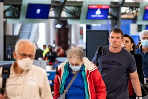 Biden said that Americans should decide if they wish to wear masks on public transport.