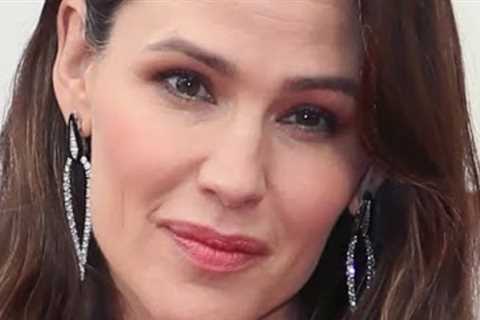 Jennifer Garner's Surprise Reaction to Bennifer’s Engagement