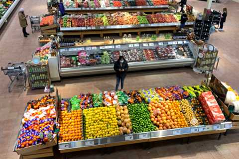 The inflation rate surpasses the three-decade high