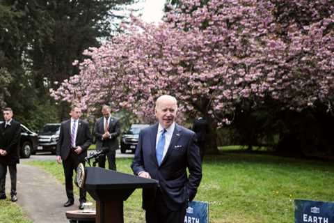Biden Attempts to Sell an Unpopular Domestic Agenda on His West Coast Trip