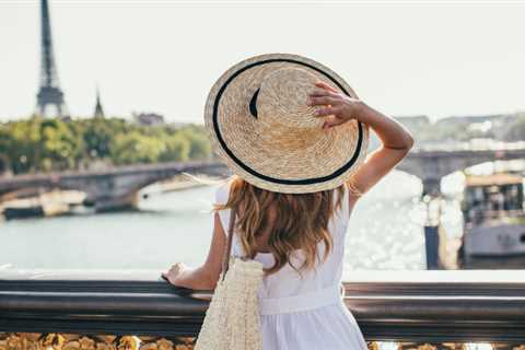 Do I have to Dress Like a Travel Influencer for Vacation?