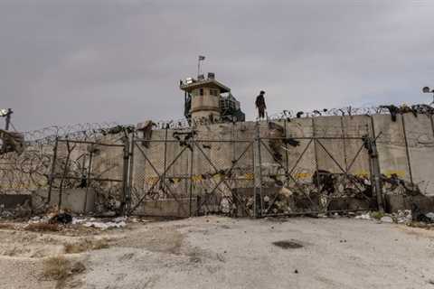 War Crimes Hearing Reveals U.S. Soldiers’ Abuse of Detainees