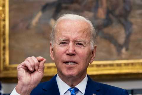Biden and Harris meet labor organizers from Amazon, Starbucks and other companies.