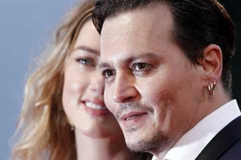 A body language expert reveals a striking difference between Amber Heard and Johnny Depp's testimony