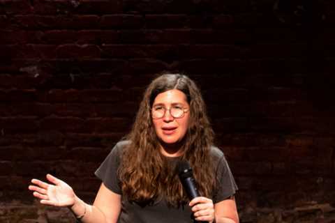 Comic or Graphic, Shows About Abortion Surface a Stark Divide