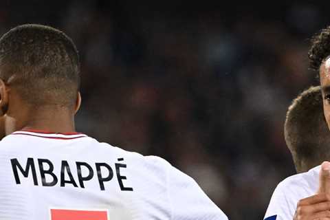 P.S.G. Player Refuses to Wear Rainbow Jersey