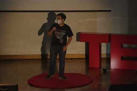 Economics: 'Modern e-commerce logistics' | Joe Khoo | TEDxTaylorsUniversity