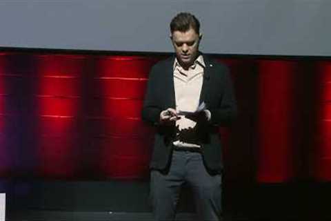 How to reduce food waste ? | Victor Plange | TEDxHECMontréal
