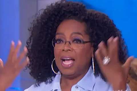 Oprah Gets Emotional As She Helps Ellen Say Goodbye to Talk Show