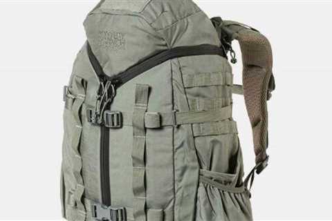 8 Discrete Must-Have Tactical Gear to Bring While Traveling