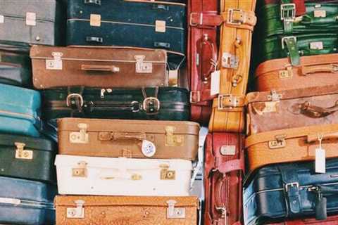 What Size of Luggage Is Best for Traveling