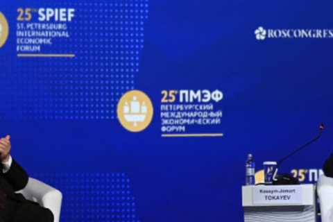 Kazakhstan’s Tokayev defends countries’ territorial integrity at St. Petersburg forum