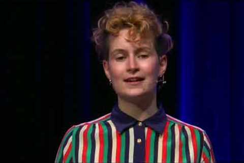¿Qué hace una lingüista como tú en un futuro como este? | Alicia Abad Perales | TEDxUC3MLive