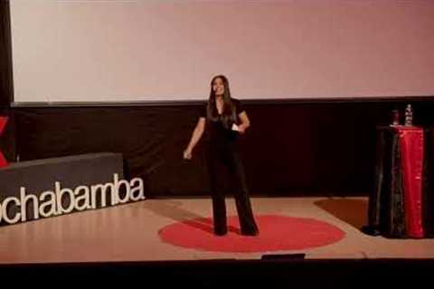 Reinventarme es decidir mi futuro | Carla Ortiz | TEDxUnivalleCochabamba