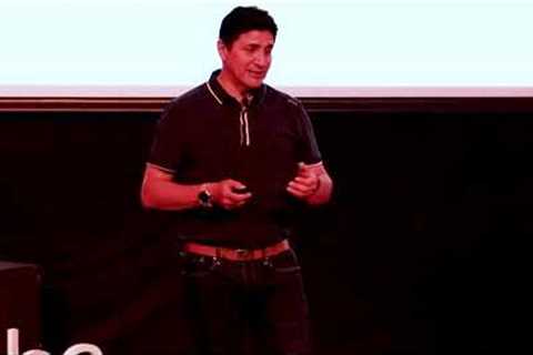 Todo a su tiempo | Antonio Torrico Saavedra | TEDxUnivalleCochabamba