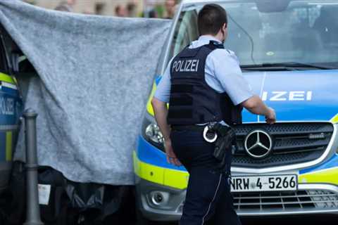 Man Arrested After Severed Human Head Found In Front of Courthouse