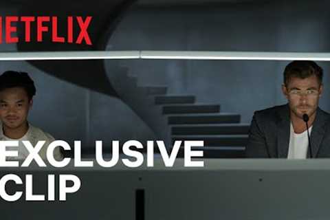 Spiderhead | Chris Hemsworth | Exclusive Clip | Netflix Geeked Week