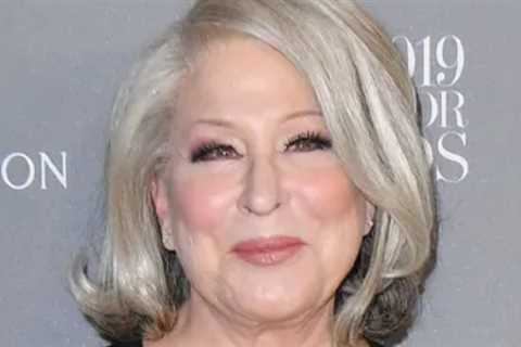 Bette Midler Says She Wasn't Being 'Transphobic', Explains Controversial Tweet After Backlash