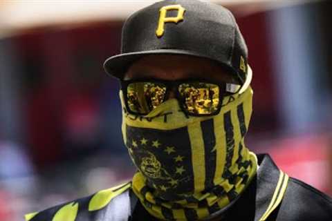 How Are The Proud Boys, QAnon And The Oath Keepers Connected? l FiveThirtyEight
