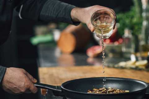 9 Best White Wine Substitute Ideas for Cooking