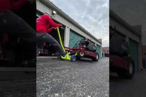 The easiest way to change a mower blade #shorts
