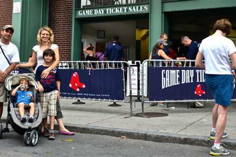 Fenway Park Fun Facts: A Baseball Game In Boston With Kids