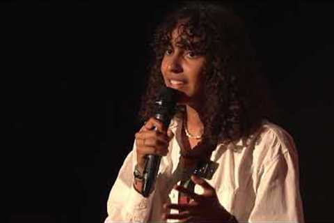 Innover à 17 ans, c'est possible ? | Lilia Toulagui | TEDxEcamRennes