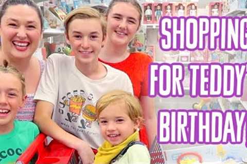 Shopping for Baby Teddy's FIRST BIRTHDAY!